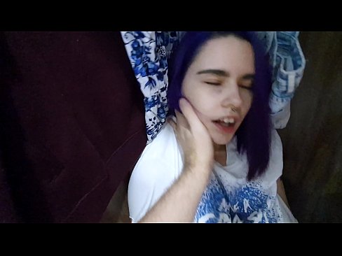 ❤️ Xwişka min di dolabê de dît û alîkariya wê kir ❤️ Vîdyoyê seksî li porno ku.com-milf-300.ru ☑